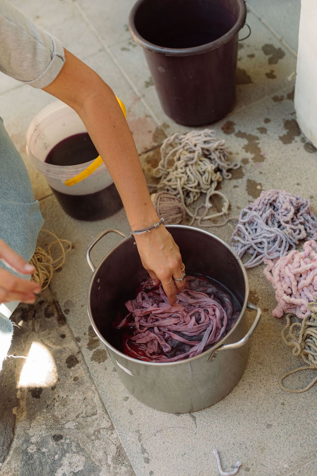 Natural dyes from start to finish